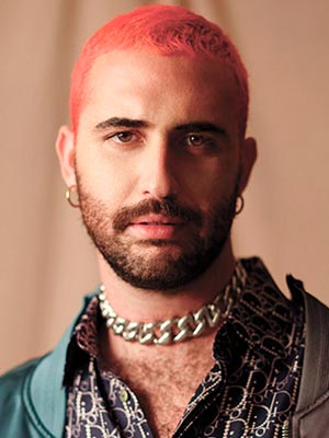 Джордан Ферстман в роли Чарли Коэна